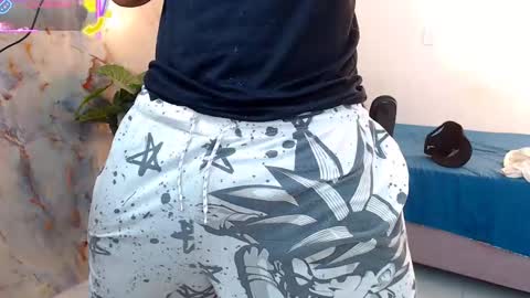 hanz_col online show from September 2025 08:53:01 PM