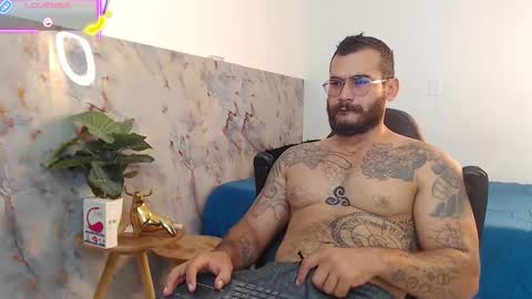 hanz_col online show from September 2025 11:13:02 AM