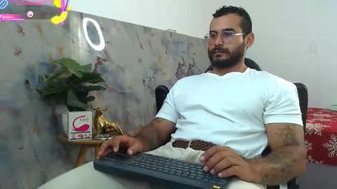 hanz_col online show from October 2025 03:31:01 PM