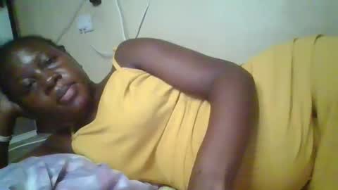 happy_dimple online show from November 2025 08:52:01 PM