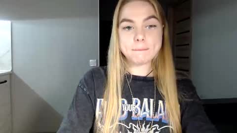 Snapshot of happy_fox_ chatting on January 2025 08:07:01 PM happy_fox_ online show from January 2025 08:07:01 PM