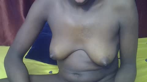 happy_kienyeji online show from November 2025 08:33:02 PM