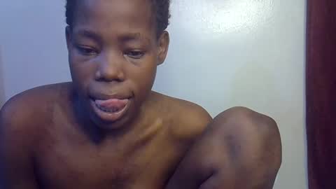 happy_kienyeji online show from December 2025 09:08:02 PM