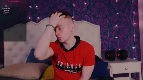 happydeimos online show from April 2026 10:23:02 PM