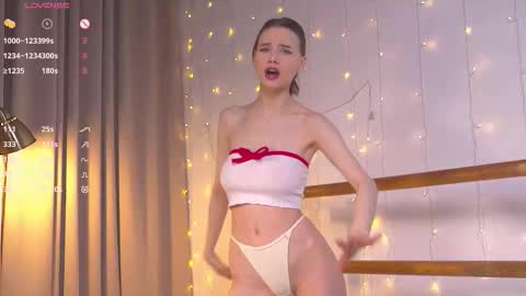 Evy  online show from February 2026 12:53:01 AM