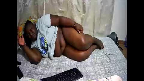 happysonia online show from October 2025 06:52:01 PM