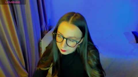 Stephanie online show from March 2026 09:11:01 PM