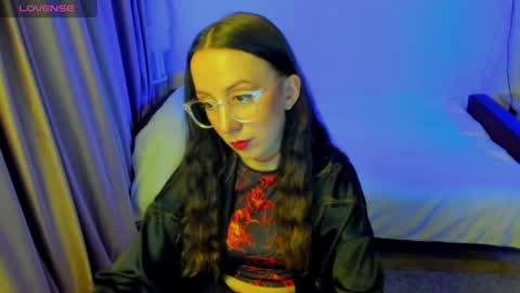 Snapshot of happystephanie chatting on April 2026 08:57:02 PM Stephanie online show from April 2026 08:57:02 PM