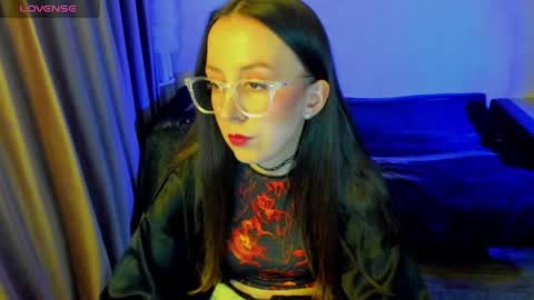 Snapshot of happystephanie chatting on May 2026 08:03:02 PM Stephanie online show from May 2026 08:03:02 PM