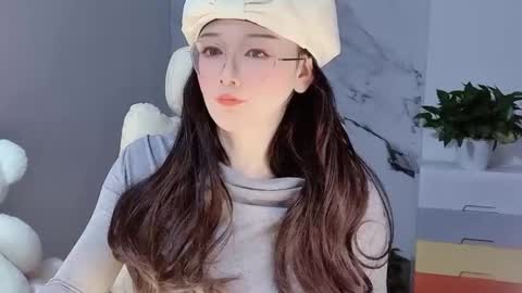 Daisy online show from December 2024 05:08:02 PM