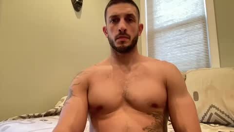 hard_runner_ online show from November 2025 04:00:02 PM