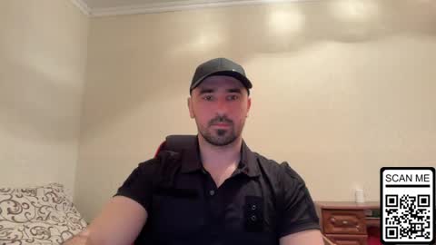 Snapshot of hard_to_obey chatting on April 2026 06:06:01 PM Vadim online show from April 2026 06:06:01 PM