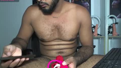 Snapshot of hardboy_latin chatting on December 2024 10:47:02 PM hardboy_latin online show from December 2024 10:47:02 PM