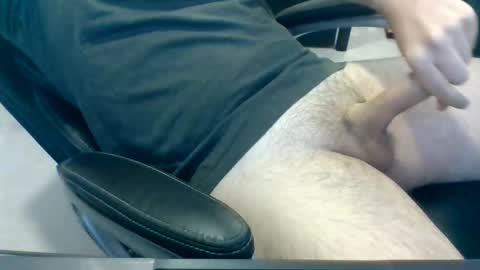 Snapshot of hardcock2889 chatting on May 2026 04:26:02 PM Makeithappen9086 online show from May 2026 04:26:02 PM