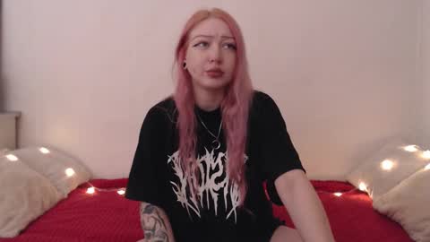 Snapshot of hardcore_x chatting on March 2026 10:34:02 PM Emily online show from March 2026 10:34:02 PM