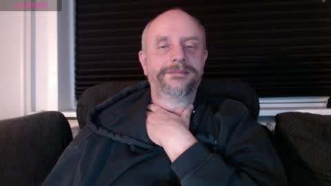 MrLazy online show from February 2025 09:54:01 PM