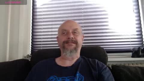 MrLazy online show from September 2025 12:17:02 PM