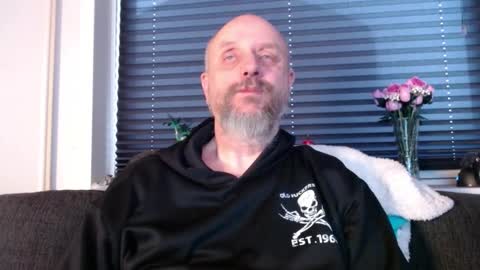 MrLazy online show from February 2026 10:53:02 AM