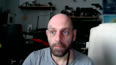 hardnhorny198 online show from March 2026 07:44:01 AM