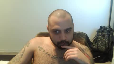 hardschwan online show from February 2026 03:41:02 PM