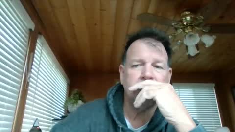 Snapshot of hardsweetandsticky chatting on December 2024 06:49:01 PM HSS online show from December 2024 06:49:01 PM