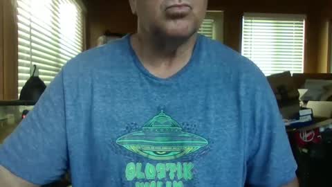 Snapshot of hardsweetandsticky chatting on September 2025 06:02:02 PM HSS online show from September 2025 06:02:02 PM