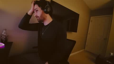 Tom online show from December 2024 12:42:02 AM