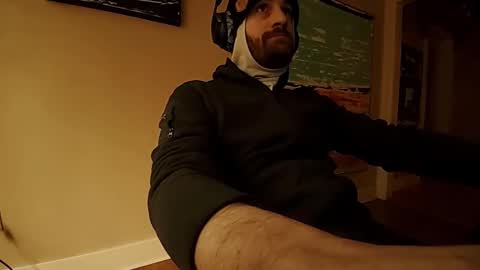 Tom online show from October 2025 11:04:01 PM