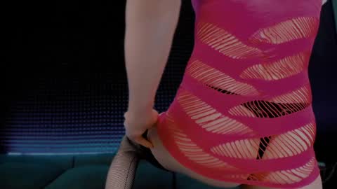 Miss Hardy online show from April 2026 04:01:01 AM