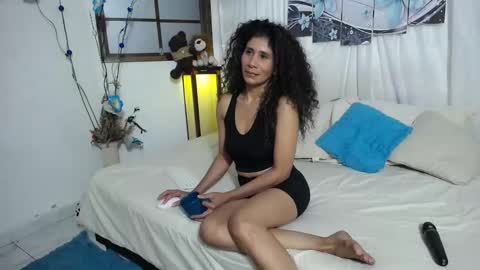 harley_quinns1 online show from January 2025 02:49:02 AM