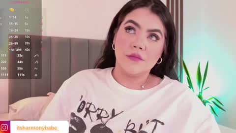 Snapshot of harmonybabe_ chatting on May 2026 09:01:01 PM Harmony online show from May 2026 09:01:01 PM
