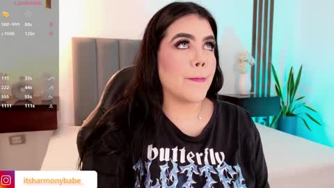 Snapshot of harmonybabe_ chatting on May 2026 08:32:01 PM Harmony online show from May 2026 08:32:01 PM