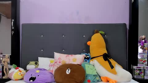 Snapshot of harmonyy_hill chatting on February 2025 03:18:02 AM Harmony Hill online show from February 2025 03:18:02 AM