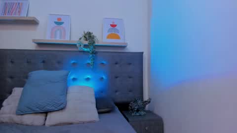 Harper  online show from October 2025 05:29:02 AM