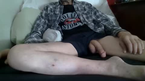 Snapshot of harry1cannary chatting on February 2026 07:29:01 PM harry1cannary online show from February 2026 07:29:01 PM