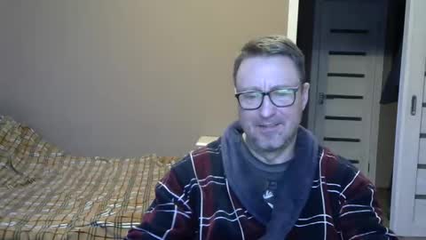 Snapshot of harrysnake chatting on December 2024 06:35:01 AM HarrySnake online show from December 2024 06:35:01 AM