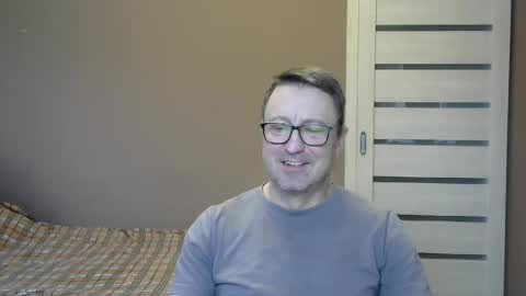 Snapshot of harrysnake chatting on December 2024 08:05:02 AM HarrySnake online show from December 2024 08:05:02 AM