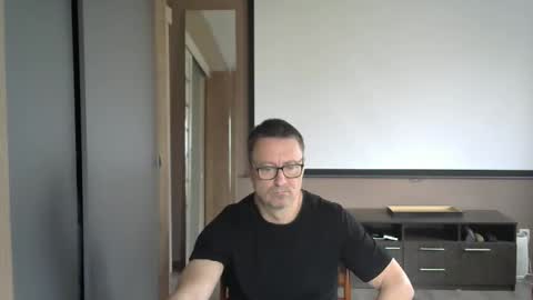 Snapshot of harrysnake chatting on October 2025 06:44:02 AM HarrySnake online show from October 2025 06:44:02 AM