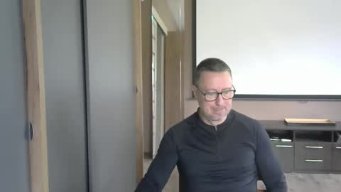 Snapshot of harrysnake chatting on October 2025 06:57:02 AM HarrySnake online show from October 2025 06:57:02 AM