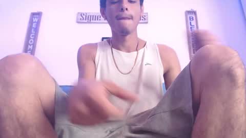 Snapshot of harrythomson1 chatting on March 2025 03:10:02 AM harry thomson online show from March 2025 03:10:02 AM