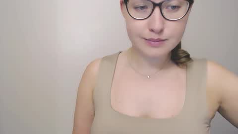 hartfoxx online show from October 2025 07:33:01 PM