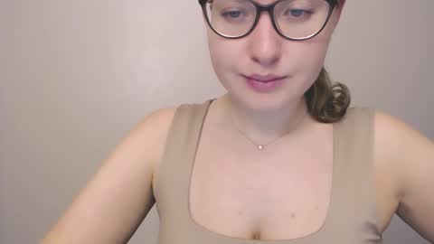 hartfoxx online show from October 2025 07:23:01 PM