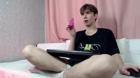 harvey_foster online show from January 2026 09:46:02 AM