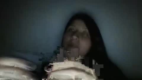 Snapshot of hasley_bbylee chatting on February 2026 05:28:01 AM lady online show from February 2026 05:28:01 AM