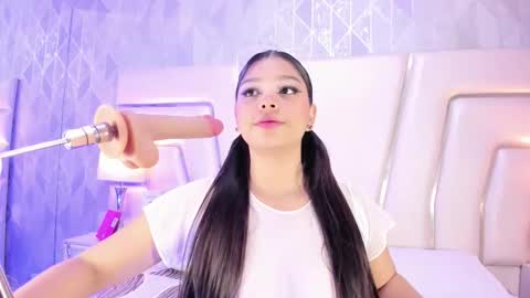 hatsajones online show from March 2026 04:31:01 AM