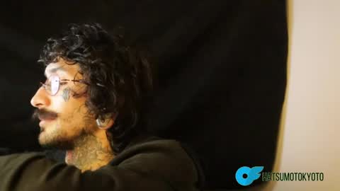 Snapshot of hatsumotokyoto chatting on January 2025 12:35:02 AM More content   2   online show from January 2025 12:35:02 AM