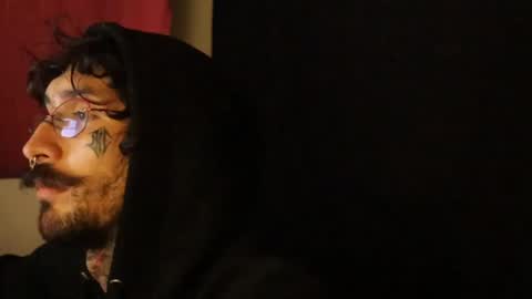 Snapshot of hatsumotokyoto chatting on February 2025 02:08:02 AM More content   2   online show from February 2025 02:08:02 AM