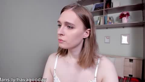 Mia online show from January 2026 06:15:02 AM