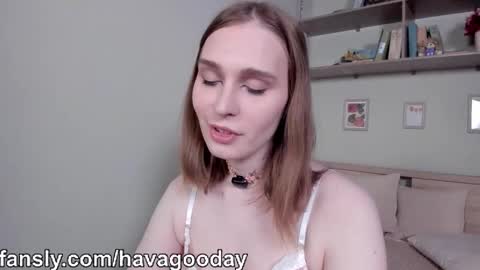 Mia online show from February 2026 07:51:01 AM