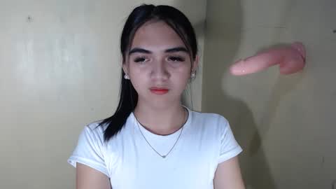 Snapshot of hawadiha chatting on April 2026 03:28:02 PM LIX online show from April 2026 03:28:02 PM